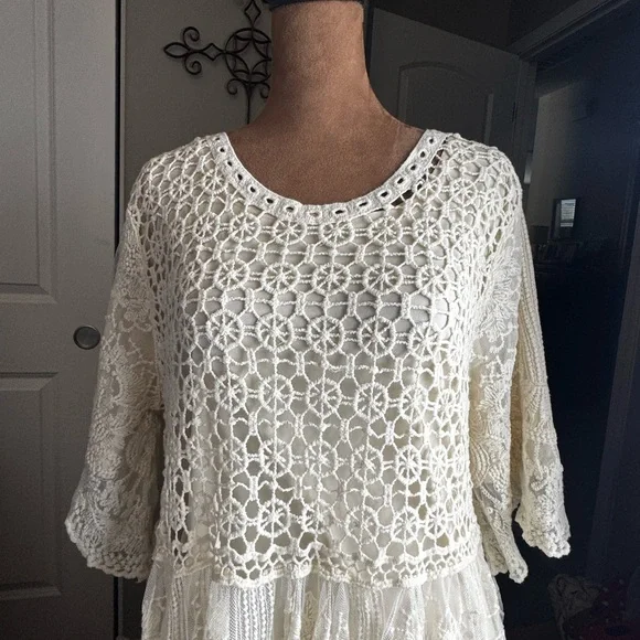 Tea n Rose Edwardian Inspired Elegant Lace and Crochet Maxi Dress in Cream,Large - Picture 4 of 17